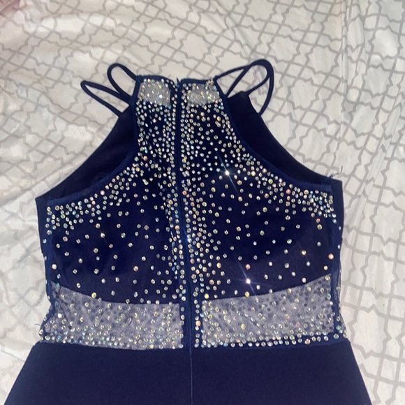 navy blue dress. size 7/8. Bought from the winner, little slit on side. - Picture 2 of 2